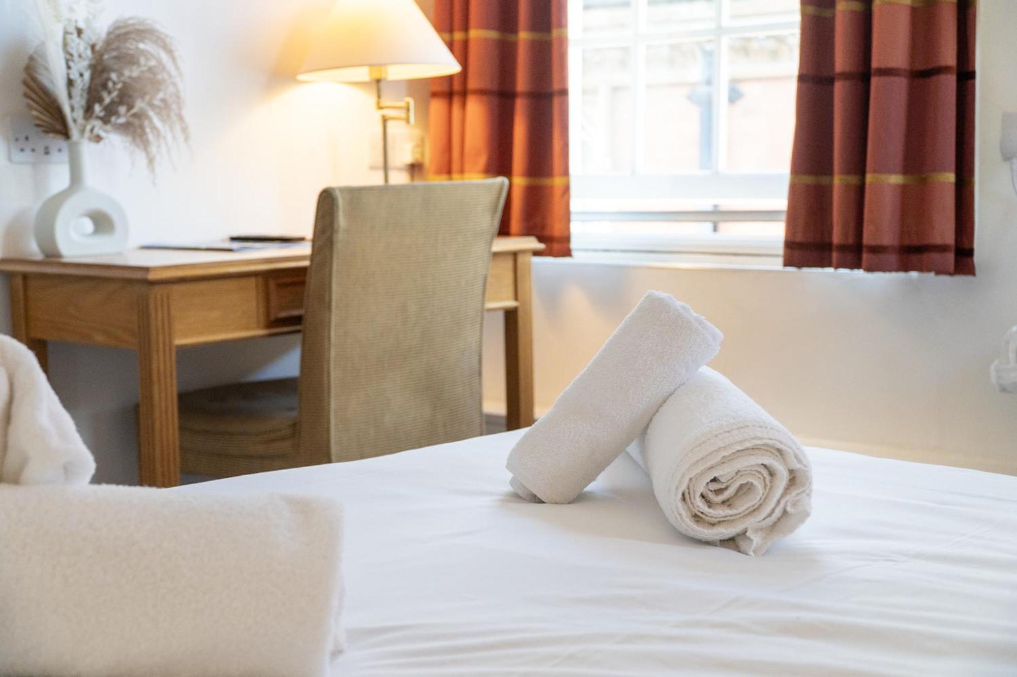 The Red Lion Hotel Сполдинг Номер фото